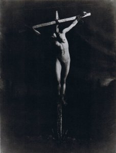 Estudio de la crucifixión - Drtikol