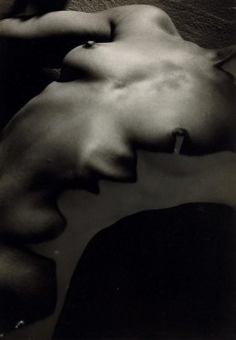erwin-blumenfeld-nude-1950-via-invaluable