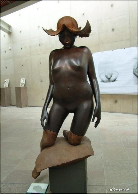 Cornelis Zitman _sculptures_artodyssey (21).jpg