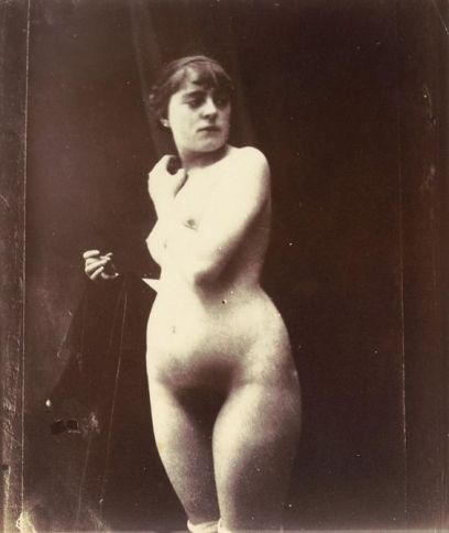 estudio de fotografia de un desnudo.jpg