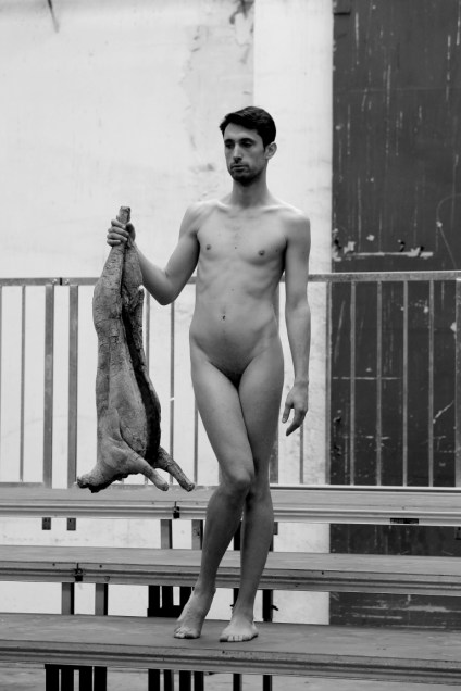 Sentencia_Un cuerpo. Foto de Xavier Basiana.jpg