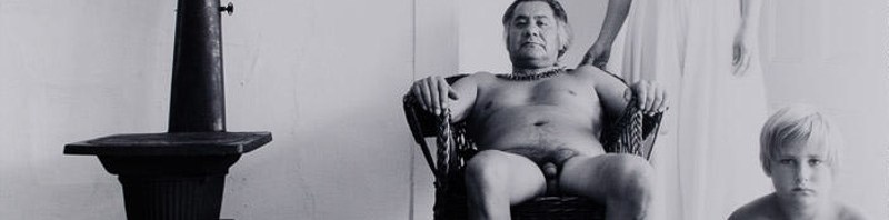 El cuerpo desnudo en fotografía: John Benson y sus desnudos familiares